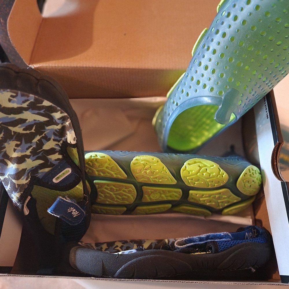 Water shoes